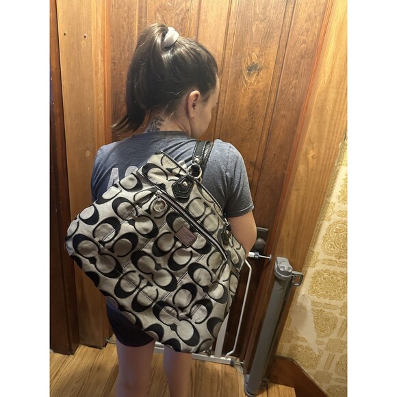 Coach Poppy Signature Black And Grey Shoulder Tote Bag - Picture 8 of 8
